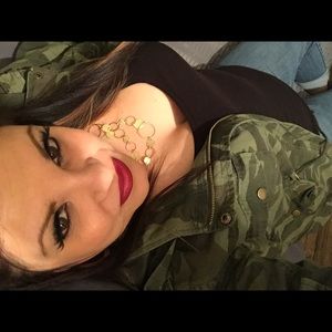 Meet your Posher, Ashleigh